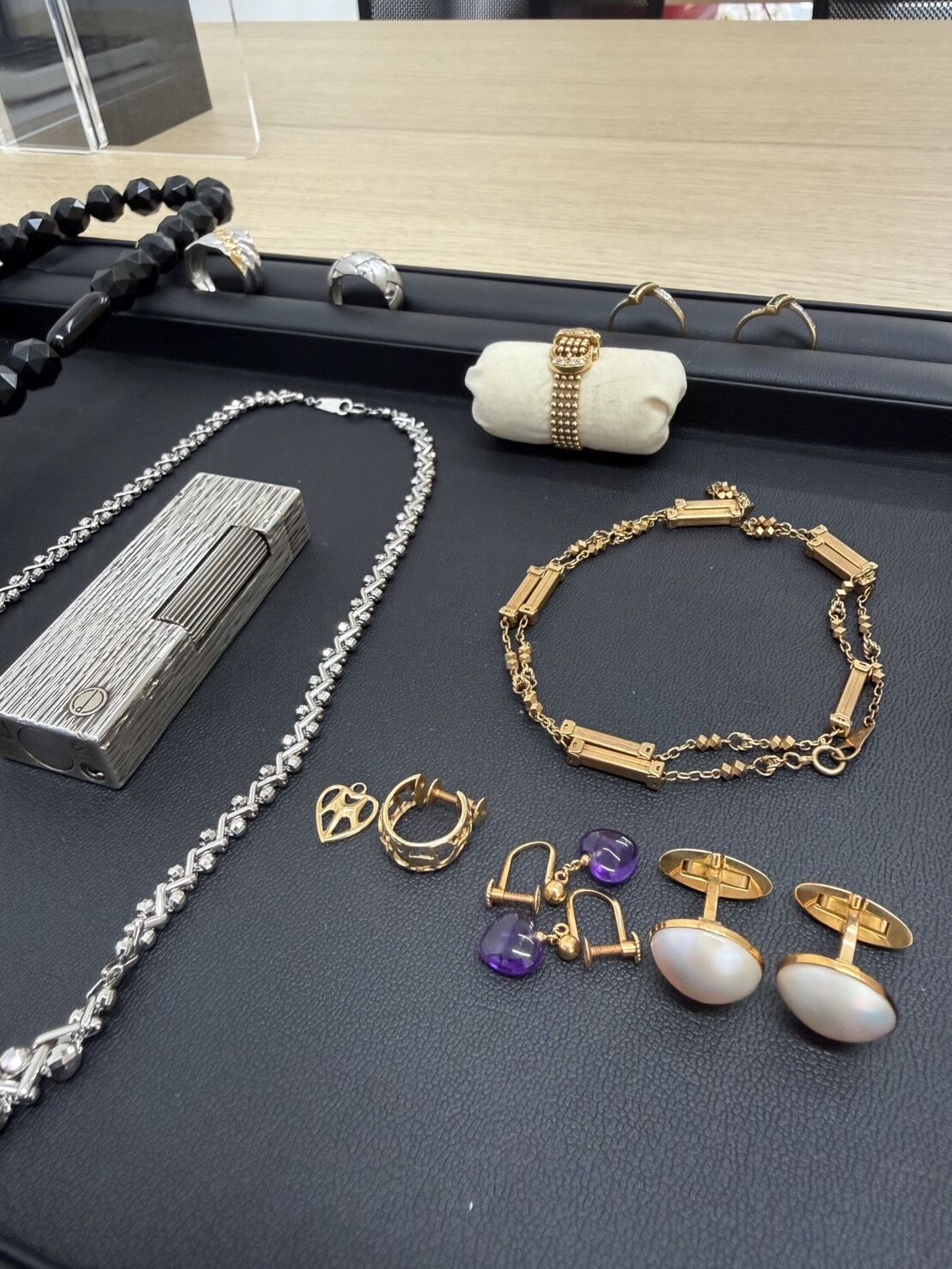 アクセサリー：ピアス：ブレスレット